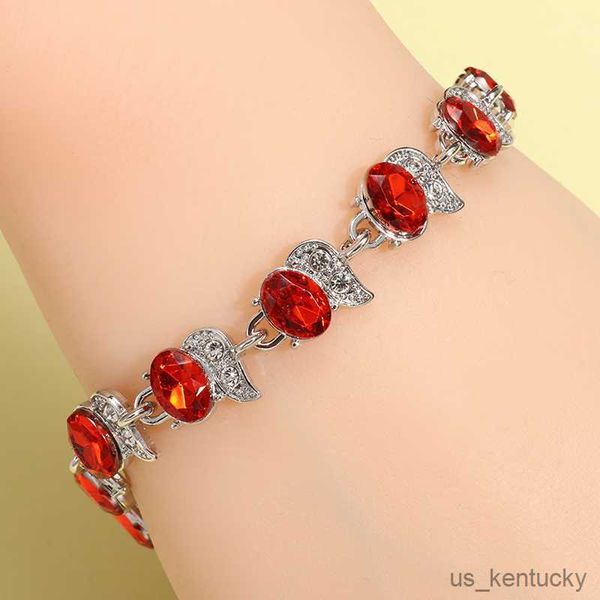 charm bracelets fashion exquisite color crystal inlaid ladies charm bracelet engagement wedding jewelry, Golden;silver
charm bracelets fashion exquisite color crystal inlaid ladies charm bracelet engagement wedding jewelry, Golden;silver