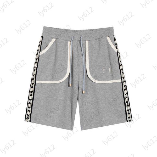 designer swim shorts men summer geometric midweight relaxed elastic waist applique classic fashion brand embroidered logo print design light, White;black
designer swim shorts men summer geometric midweight relaxed elastic waist applique classic fashion brand embroidered logo print design light, White;black