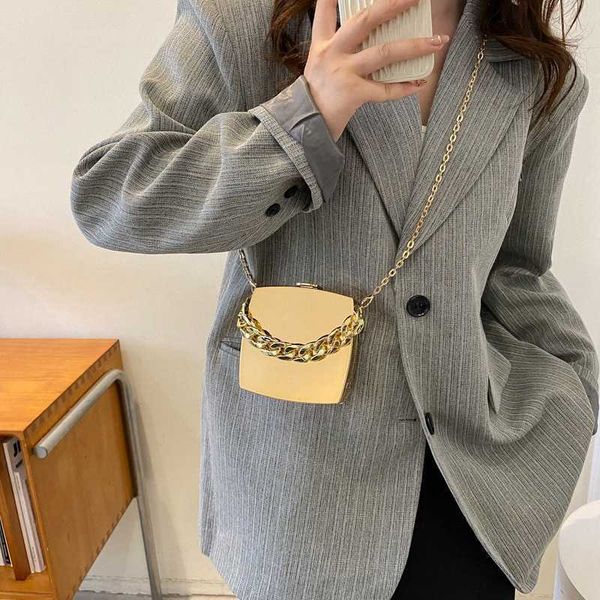 2023 new luxury lipstick women green crossbody party box design evening shoulder clutch bags for mini purses and handbags
2023 new luxury lipstick women green crossbody party box design evening shoulder clutch bags for mini purses and handbags