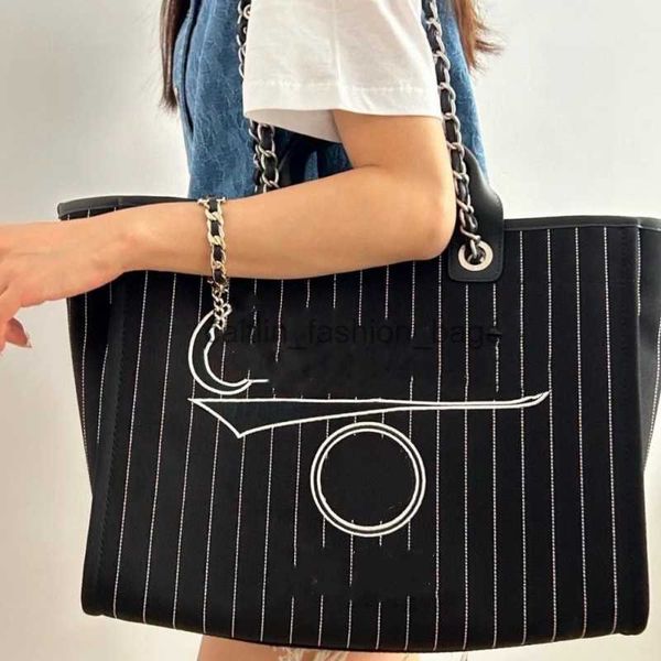 totes the tote bag designer bag canvas beach bag shoulder bag chain handbag high-capacity pearl vacation white black pink purses clutch tote
totes the tote bag designer bag canvas beach bag shoulder bag chain handbag high-capacity pearl vacation white black pink purses clutch tote