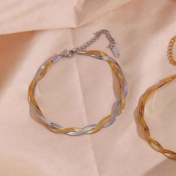 wenjian ins fashion chains simple and cool high grade bracelet stainless steel gold plating two strand woven blade chain, Black
wenjian ins fashion chains simple and cool high grade bracelet stainless steel gold plating two strand woven blade chain, Black
