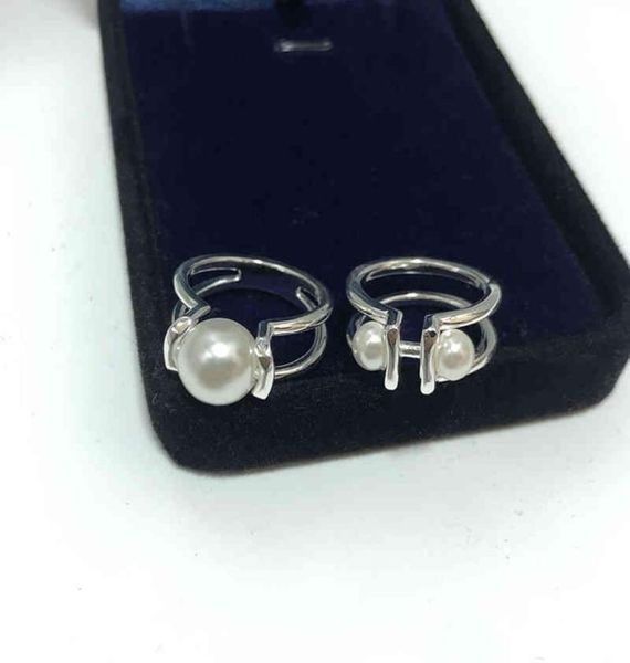s925t same type of earrings from home a sense minority design titanium9254937, Silver
s925t same type of earrings from home a sense minority design titanium9254937, Silver