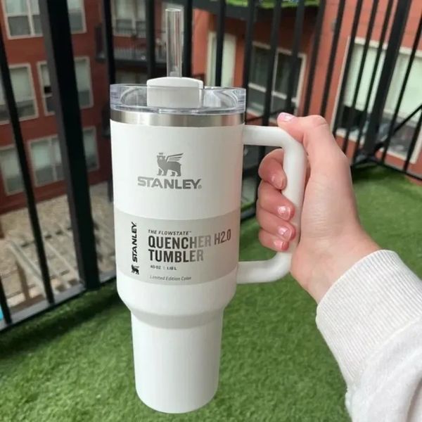 1pc stanley 40oz mugs stainless stee tumbler with logo handle lid straw thermos water bottle powder coating outdoor camping cup vacuum insul
1pc stanley 40oz mugs stainless stee tumbler with logo handle lid straw thermos water bottle powder coating outdoor camping cup vacuum insul