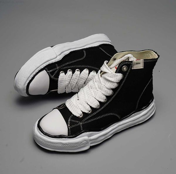 maison mihara yasuhiro mmy shoes matching black and white elevated low men's and women's thick soled deformation dissolving canvas
maison mihara yasuhiro mmy shoes matching black and white elevated low men's and women's thick soled deformation dissolving canvas