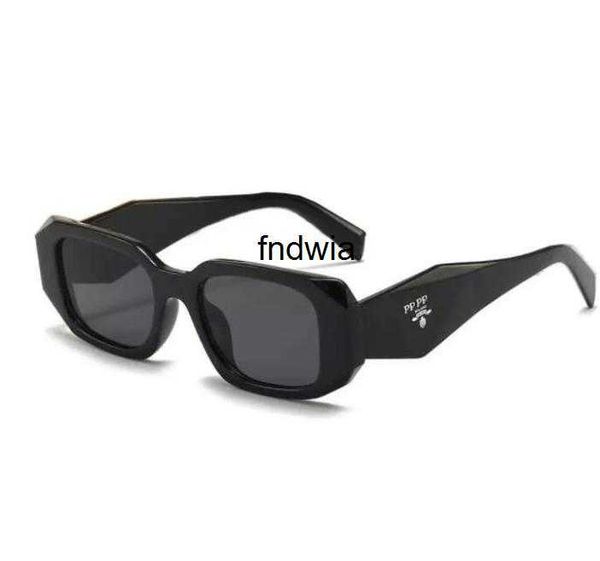 designer sunglasses classic eyeglasses goggle outdoor beach sun glasses for man woman mix color optional triangular signature box, White;black
designer sunglasses classic eyeglasses goggle outdoor beach sun glasses for man woman mix color optional triangular signature box, White;black