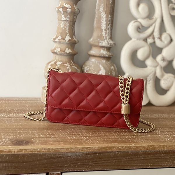 luxury flap bag designer crossbody bag handbag genuine leather shoulder bags 17cm level replication chain bag with box ch179
luxury flap bag designer crossbody bag handbag genuine leather shoulder bags 17cm level replication chain bag with box ch179