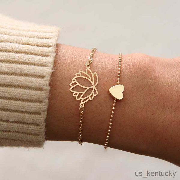 charm bracelets sumeng 2023 new fashion simple female personality hollow lotus bracelets christmas bangle gift for women jewelry gifts, Golden;silver
charm bracelets sumeng 2023 new fashion simple female personality hollow lotus bracelets christmas bangle gift for women jewelry gifts, Golden;silver