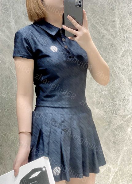 23ss womens designer clothing skirt set monogram jacquard button print t-shirt printed pleated skirt pants sets womens clothing, White
23ss womens designer clothing skirt set monogram jacquard button print t-shirt printed pleated skirt pants sets womens clothing, White