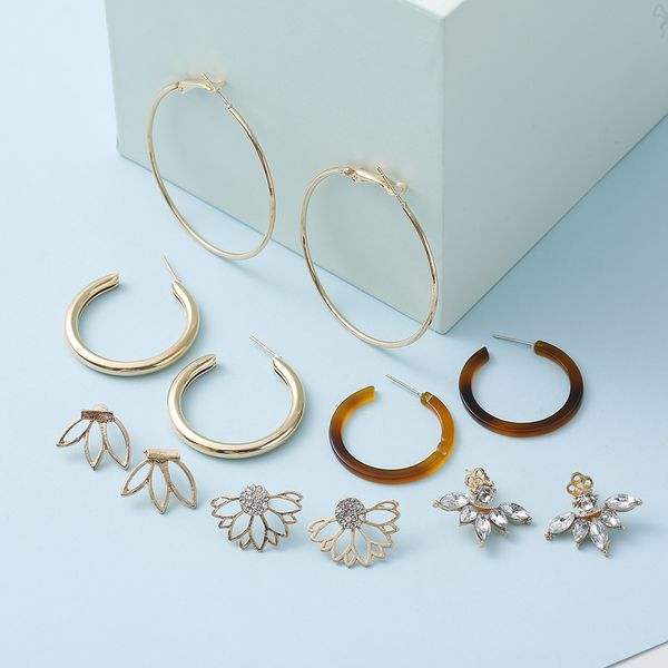 new selling various gold and sliver plating alloy hoop earring different size circle earring for women, Golden
new selling various gold and sliver plating alloy hoop earring different size circle earring for women, Golden