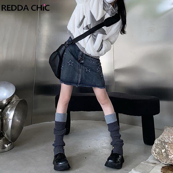 skirts rok denim y2k fashion acubi reddacchic untuk wanita jeans pendek mini bintang bawahan pakaian sttreetwear korea pinggang tinggi 23051, Black
skirts rok denim y2k fashion acubi reddacchic untuk wanita jeans pendek mini bintang bawahan pakaian sttreetwear korea pinggang tinggi 23051, Black