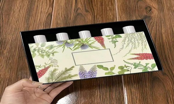 neutral perfume set 30ml5 pieces perfumes suit spray with sprinkler edc limited edition willow lupin cade emolock 1v1charming sme9822837
neutral perfume set 30ml5 pieces perfumes suit spray with sprinkler edc limited edition willow lupin cade emolock 1v1charming sme9822837