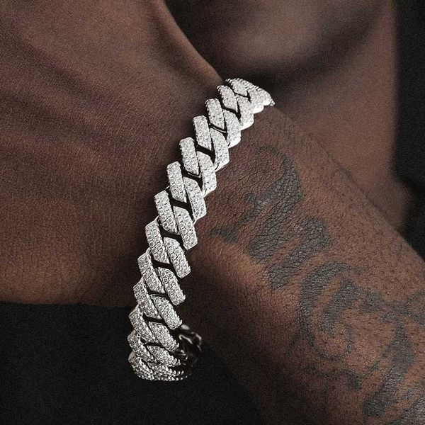 customized designer sterling silver gold plated moissanite diamond charm bracelet men
customized designer sterling silver gold plated moissanite diamond charm bracelet men