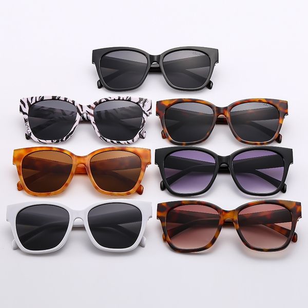 2023 designer sunglasses with pc frame for sun protection, outdoor sports, fashionable men's and women's street pgraphy, european, White;black
2023 designer sunglasses with pc frame for sun protection, outdoor sports, fashionable men's and women's street pgraphy, european, White;black