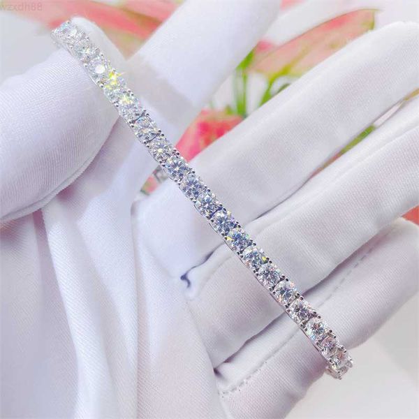 925 sterling silver 14k gold plated iced out tennis bracelet moissanite diamond bracelet
925 sterling silver 14k gold plated iced out tennis bracelet moissanite diamond bracelet
