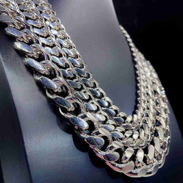 fashion hip hop jewelry 12mm 13mm 18mm 925 sterling silver cuban link chain with vvs moissanite clasp
fashion hip hop jewelry 12mm 13mm 18mm 925 sterling silver cuban link chain with vvs moissanite clasp