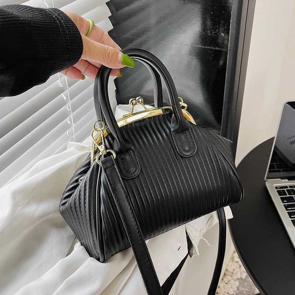 for long 2023 pleated clutch handbag with handle women designer lattice shoulder bag purses crossbody belt
for long 2023 pleated clutch handbag with handle women designer lattice shoulder bag purses crossbody belt