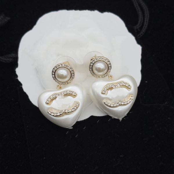 2023 classic stud women heart studs cute size luxury letter ccity earrings wedding party gifts channel wholesale kx12g, Golden;silver
2023 classic stud women heart studs cute size luxury letter ccity earrings wedding party gifts channel wholesale kx12g, Golden;silver
