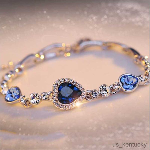 charm bracelets new women luxury bracelet for female blue crystal heart charm bracelet women bridal wedding engagement fine jewelry gift, Golden;silver
charm bracelets new women luxury bracelet for female blue crystal heart charm bracelet women bridal wedding engagement fine jewelry gift, Golden;silver