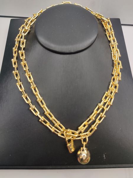 925 silver 18k gold plated necklace ball lock hardware fashion hard jewelry designer set chain for women men couple bracelets earrings weddi
925 silver 18k gold plated necklace ball lock hardware fashion hard jewelry designer set chain for women men couple bracelets earrings weddi