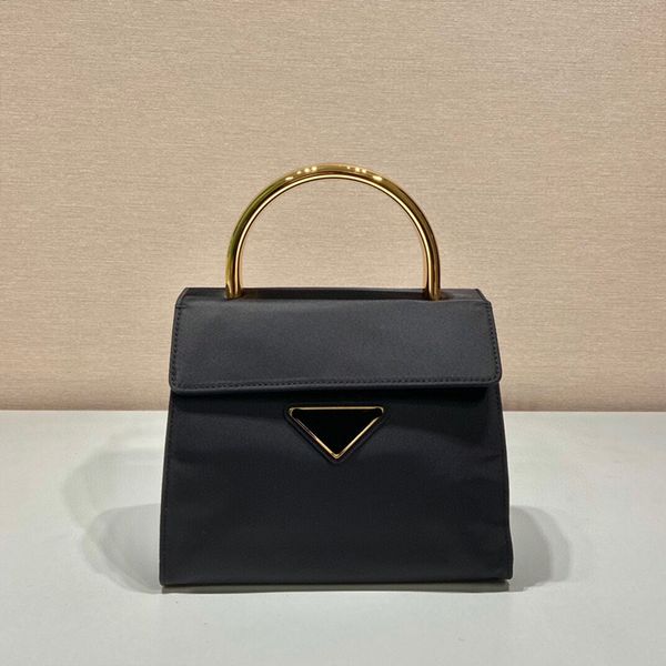 handbag designer bag mens and womens fashion retro handbag solid color magnetic buckle clamshell bag classic portable bag 1bh608
handbag designer bag mens and womens fashion retro handbag solid color magnetic buckle clamshell bag classic portable bag 1bh608