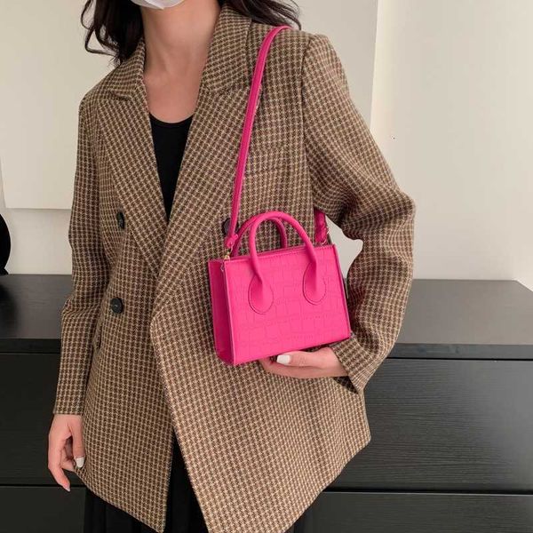 bags crossbody purse handbag fashion square hand small for women leather mini size clutches 2023 shoulder bag simple design
bags crossbody purse handbag fashion square hand small for women leather mini size clutches 2023 shoulder bag simple design