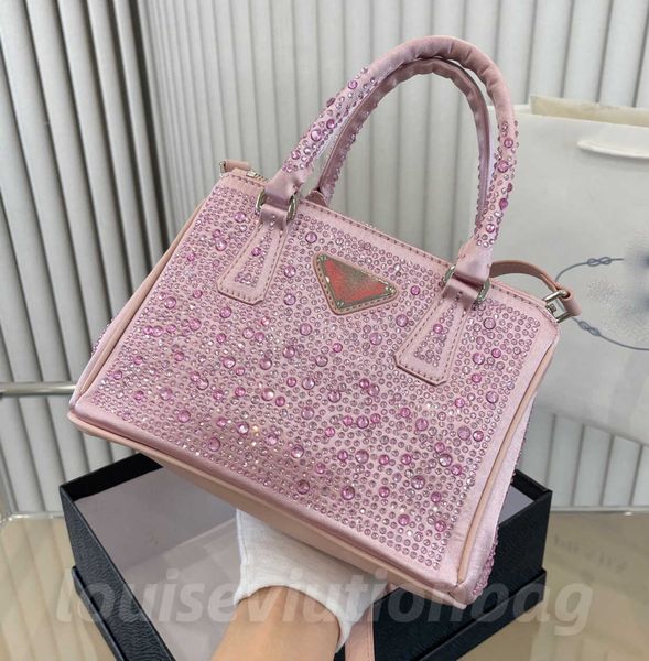 classic designer tote bag women high capacity composite shopping handbag fashion crossbody bags female nylon handbags diamond 103528
classic designer tote bag women high capacity composite shopping handbag fashion crossbody bags female nylon handbags diamond 103528