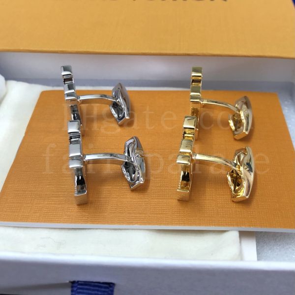 luxury designer cuff link fashion jewelry men classic letters cuff links shirt accessories wedding gifts cufflinks, Silver
luxury designer cuff link fashion jewelry men classic letters cuff links shirt accessories wedding gifts cufflinks, Silver