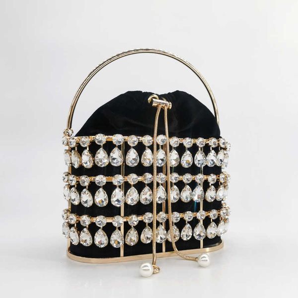 totes big crystal rhinestone evening clutch bag women luxury designer handbags ladies metal velvet party diamond purse 230509
totes big crystal rhinestone evening clutch bag women luxury designer handbags ladies metal velvet party diamond purse 230509