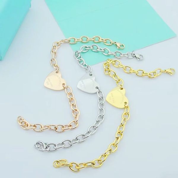 classic luxury bracelet necklace set designer women's love necklace jewelry 316l stainless steel with box, Golden;silver
classic luxury bracelet necklace set designer women's love necklace jewelry 316l stainless steel with box, Golden;silver