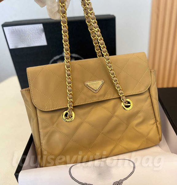 nylon flip chain bag tote bag womens totes bags luxurys handbags women tote handbag shopping shoulder bags large designer women bag 103513
nylon flip chain bag tote bag womens totes bags luxurys handbags women tote handbag shopping shoulder bags large designer women bag 103513