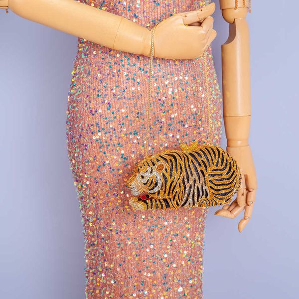 shoulder bags tiger crystal evening clutch for wedding party new metal bling rhinestone novelty purses and handbags luxury designer 230509
shoulder bags tiger crystal evening clutch for wedding party new metal bling rhinestone novelty purses and handbags luxury designer 230509