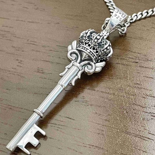 korean version s925 sterling silver trendy hip hop crown key pendant necklace vintage men's and women's t-shirt sweater chain autu
korean version s925 sterling silver trendy hip hop crown key pendant necklace vintage men's and women's t-shirt sweater chain autu