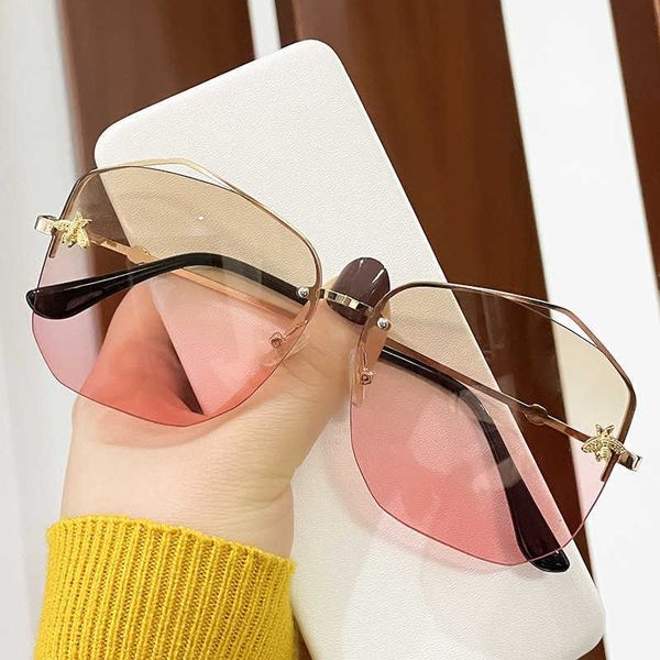 trendy new style personalized half frame metal glasses ins ocean film women's exquisite little bee net red sunglasses, White;black
trendy new style personalized half frame metal glasses ins ocean film women's exquisite little bee net red sunglasses, White;black