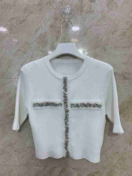women's t-shirt luxuriousm 2023 spring suer new t-shirt casual shirt fashion letters knitting cardigan usiness short sleeve kashi skate, White
women's t-shirt luxuriousm 2023 spring suer new t-shirt casual shirt fashion letters knitting cardigan usiness short sleeve kashi skate, White