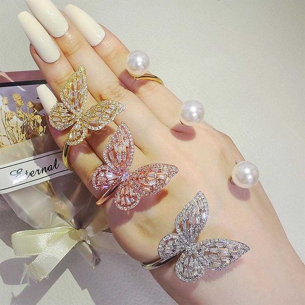 butterfly bracelet temperament wild adjustable female copper inlaid zircon, Golden;silver
butterfly bracelet temperament wild adjustable female copper inlaid zircon, Golden;silver