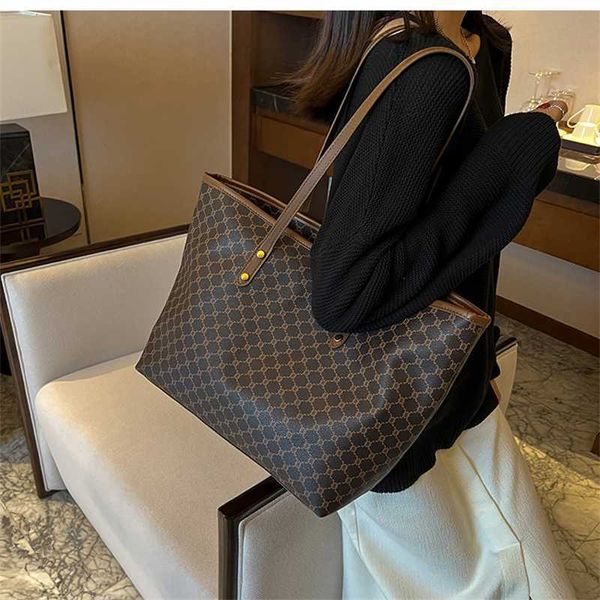 purse ladies capacity casual tote handbag band women shoulder bag 2023 new designer luxury big travel shopping bags high quality
purse ladies capacity casual tote handbag band women shoulder bag 2023 new designer luxury big travel shopping bags high quality
