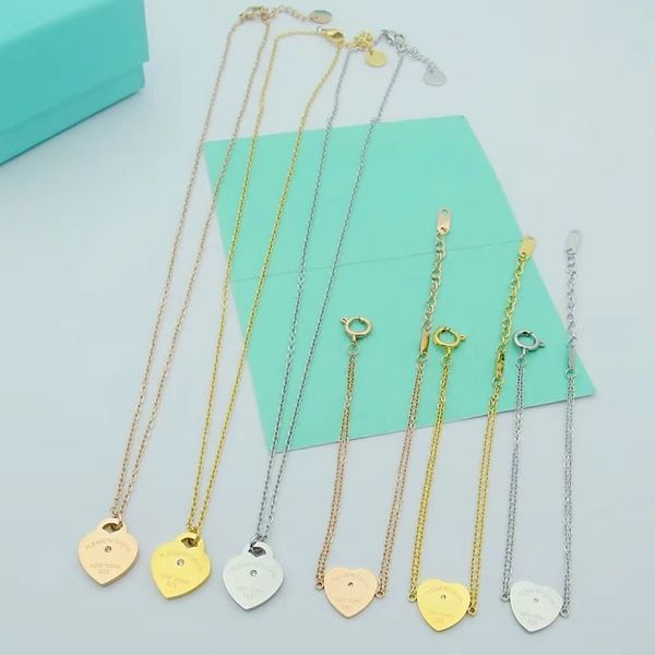 luxury women's bracelet necklace set fashion love diamond pendant jewelry girl holiday gift 316l stainless steel with box, Golden;silver
luxury women's bracelet necklace set fashion love diamond pendant jewelry girl holiday gift 316l stainless steel with box, Golden;silver