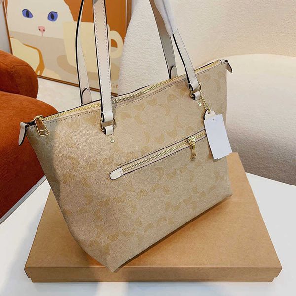 handbag designer bag tote brown leather bags lady luxury shopper shoulder bags for women classic bag crossbody totes purses handbags 230515
handbag designer bag tote brown leather bags lady luxury shopper shoulder bags for women classic bag crossbody totes purses handbags 230515