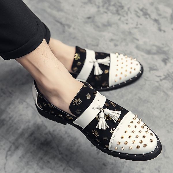 brand men shoes rivets tassels comfortable casual shoes men luxury fashion wedding party loafers, Black
brand men shoes rivets tassels comfortable casual shoes men luxury fashion wedding party loafers, Black