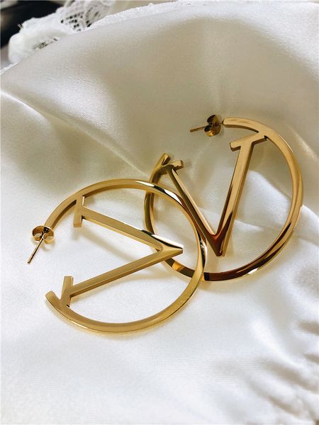 new luxury big gold hoop earrings for lady women orrous girls ear studs set designer jewelry earring valentine's day gift engagement fo, Golden;silver
new luxury big gold hoop earrings for lady women orrous girls ear studs set designer jewelry earring valentine's day gift engagement fo, Golden;silver