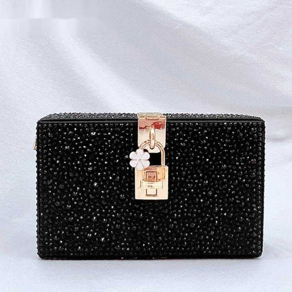 evening bags box diamond bag for womens 2023 new fashion shiny rhinestone party handbag large capacity dinner female 230427
evening bags box diamond bag for womens 2023 new fashion shiny rhinestone party handbag large capacity dinner female 230427