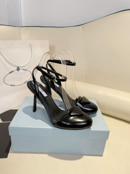 designer triangle high heel slippers slides luxury women slippers flowers printing leather platform shoes brand summer blooms sandals size 3, Black
designer triangle high heel slippers slides luxury women slippers flowers printing leather platform shoes brand summer blooms sandals size 3, Black