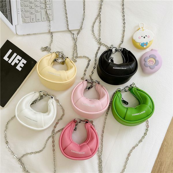 children candy colors princess handbags 2023 cute baby girl crossbody bag fashion parent-child letter casual one shoulder bags f1666, Black
children candy colors princess handbags 2023 cute baby girl crossbody bag fashion parent-child letter casual one shoulder bags f1666, Black