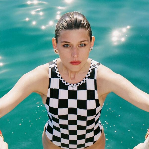 paris designer womens swimsuit diamond-encrusted luxury bikini beach one-piece fashion, White;black
paris designer womens swimsuit diamond-encrusted luxury bikini beach one-piece fashion, White;black