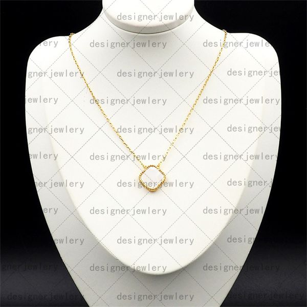 2023 new lucky four leaf grass necklace women's boutique pendant letter style necklace girl party gift, Silver 
2023 new lucky four leaf grass necklace women's boutique pendant letter style necklace girl party gift, Silver