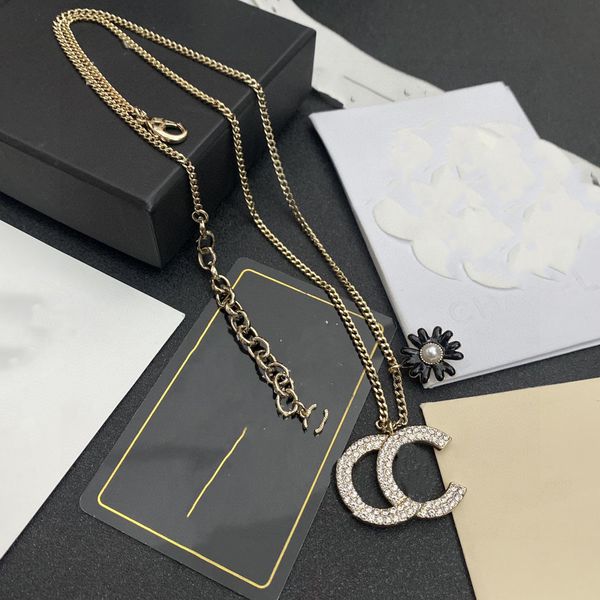 designer ccity luxury metal pendant necklaces fashion c logo pearl crystal chokers necklace for lady women party gold necklace jewelry acces, Silver
designer ccity luxury metal pendant necklaces fashion c logo pearl crystal chokers necklace for lady women party gold necklace jewelry acces, Silver