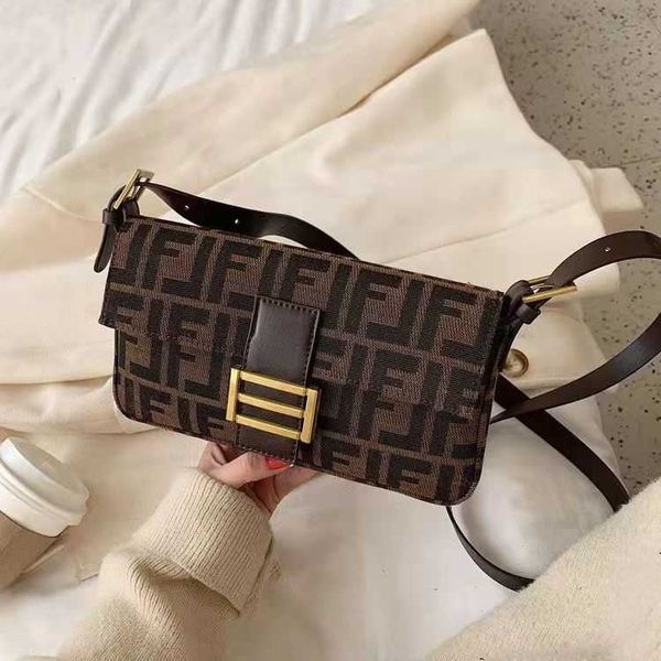50% off 2023 fashion handbag new old flower embroidery f medieval french stick women's vitag high grade underarm small square bag
50% off 2023 fashion handbag new old flower embroidery f medieval french stick women's vitag high grade underarm small square bag
