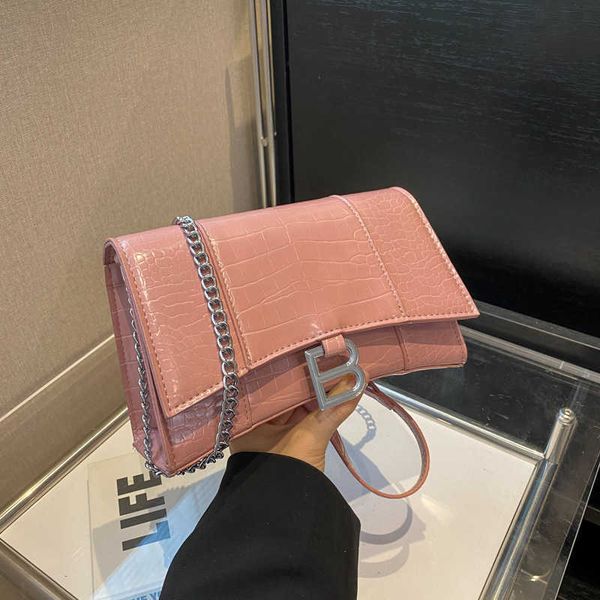 50% off 2023 fashion hand hourglass women's shoulder silver chain crossbody bag high-end and versatile new internet celebrity style
50% off 2023 fashion hand hourglass women's shoulder silver chain crossbody bag high-end and versatile new internet celebrity style