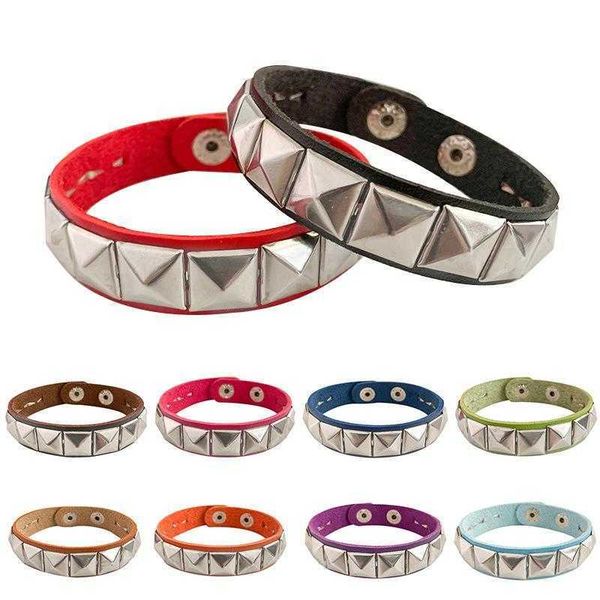 punk single row square rivet bracelet fashion personalized ornamental, Golden;silver
punk single row square rivet bracelet fashion personalized ornamental, Golden;silver