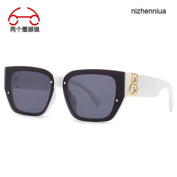 hermm elegant sunglase two circle fahion modern peronalized ins men and women street shooting square 8658 226a, White;black
hermm elegant sunglase two circle fahion modern peronalized ins men and women street shooting square 8658 226a, White;black